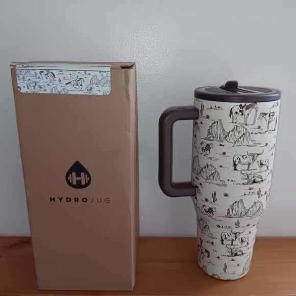 HydroJug Black and White Illustrated Water Bottle - Picture 2 of 4